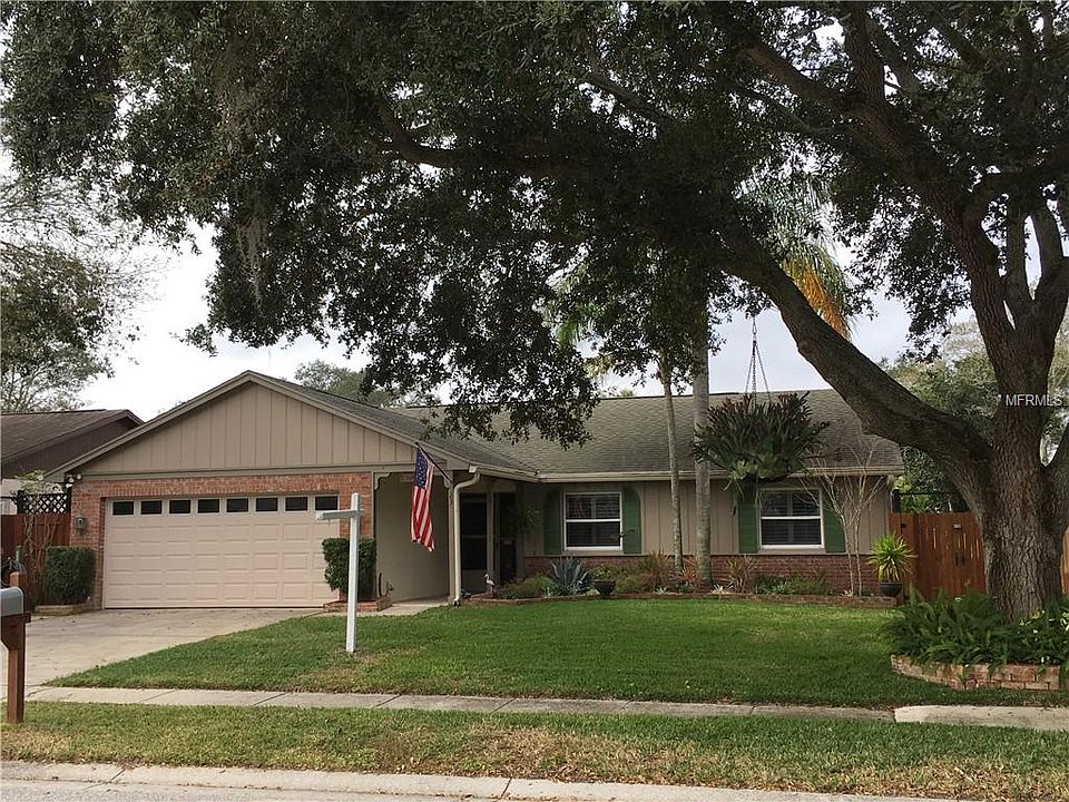 1st image of 23 Harbor Lake Cir