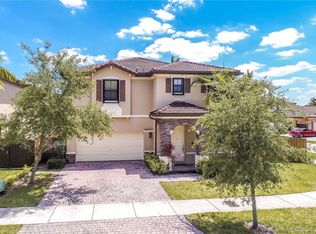 16464 SW 43rd St, Miami, FL 33185