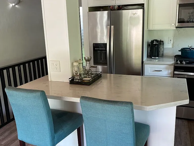 871 Park Ave — Photo 28