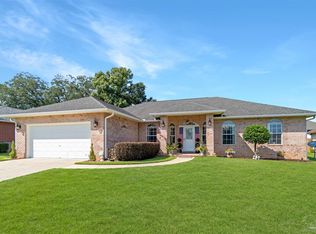 3312 Holt Cir, Pensacola, FL 32526