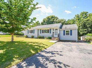 4 Clinton Ave, Walpole, MA 02081