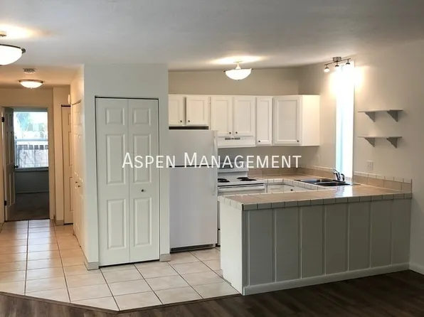 6913 Totara Pl, Niwot, CO 80503