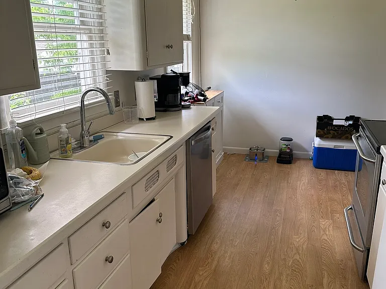 118 W 30th Ave — Photo 12