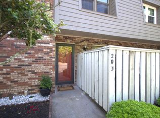 203 Saint Charles Ct, Charleston, SC 29407