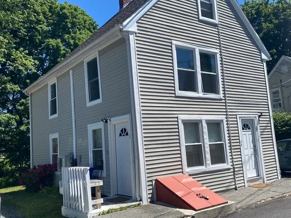 12 Campbell Ct, Taunton, MA 02780