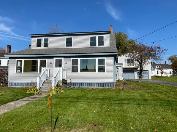 98 E Main Street, Searsport, ME 04974