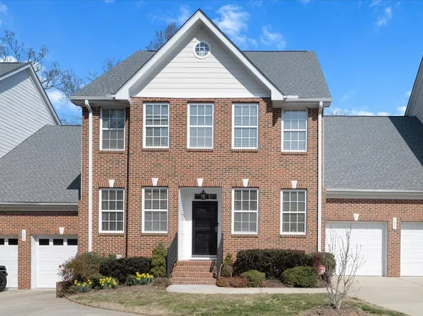 127 Alden Village Ct, Cary, NC 27519