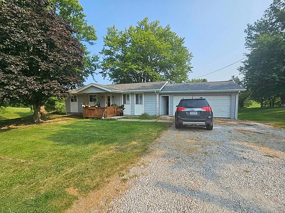 5th image of 806 Warner St