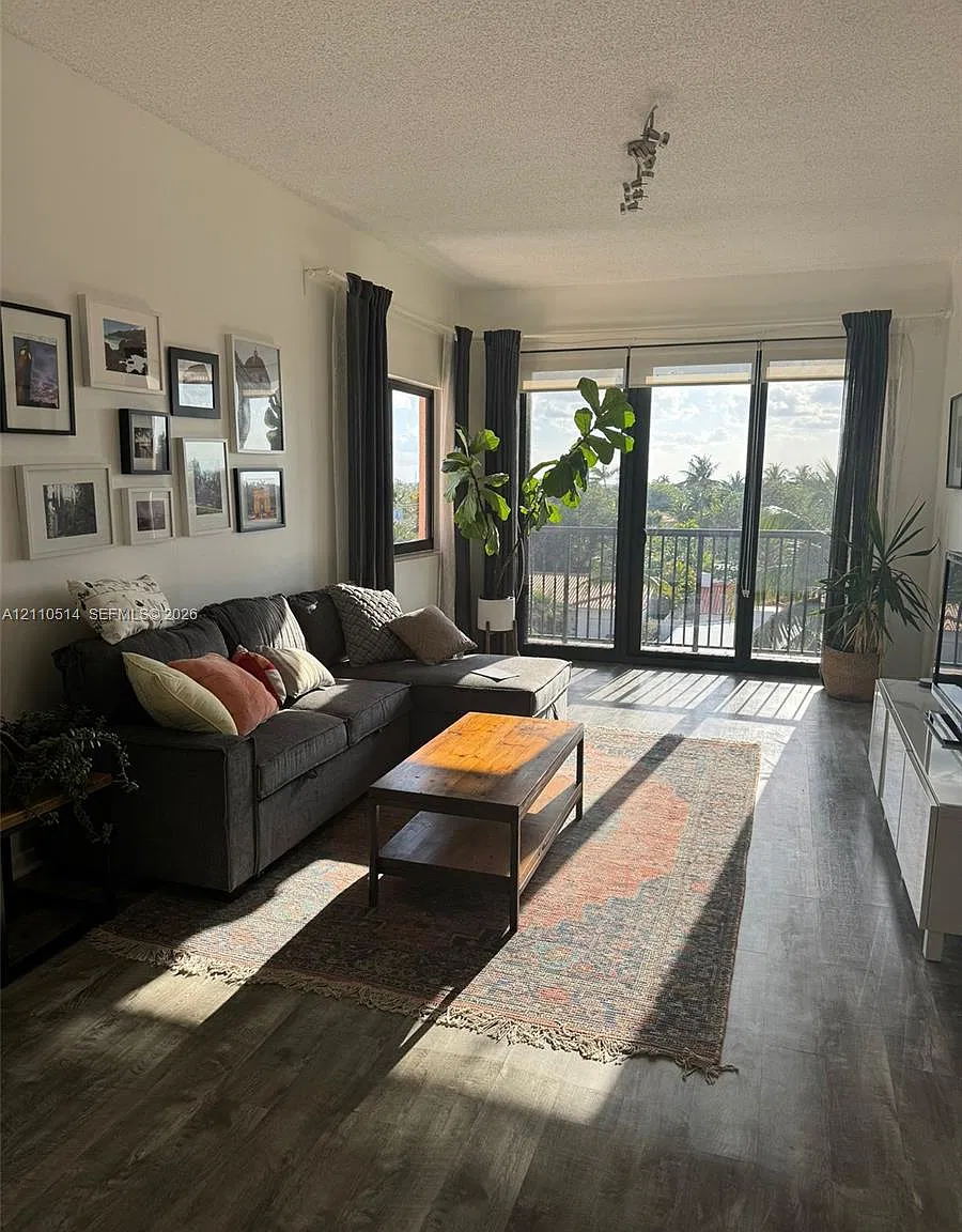 Atlantic Rose Condo — Photo 4