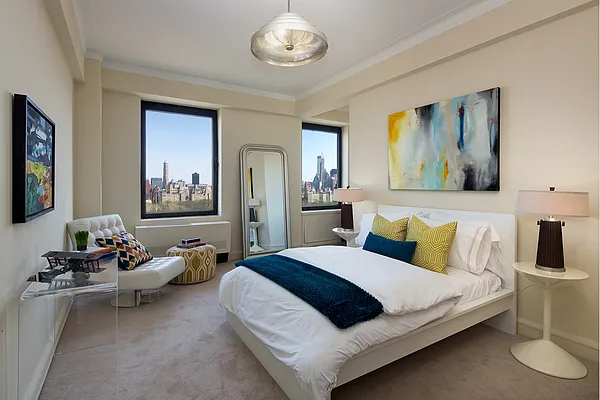 Sold by Stribling | media 8