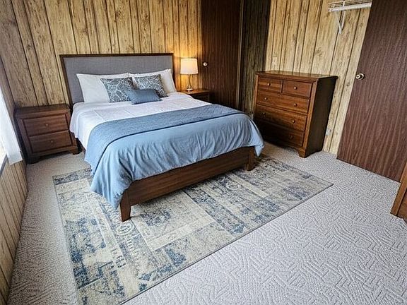 5th image of 605 N 20th St Space 36