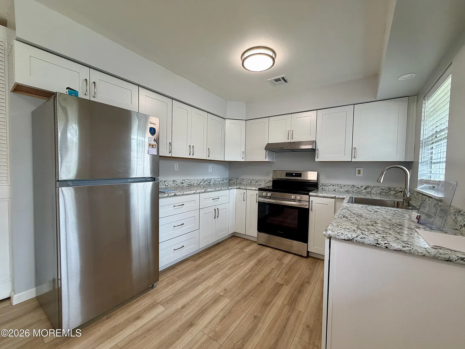 2 bed, 1246 sqft, $2,250 — Photo 2