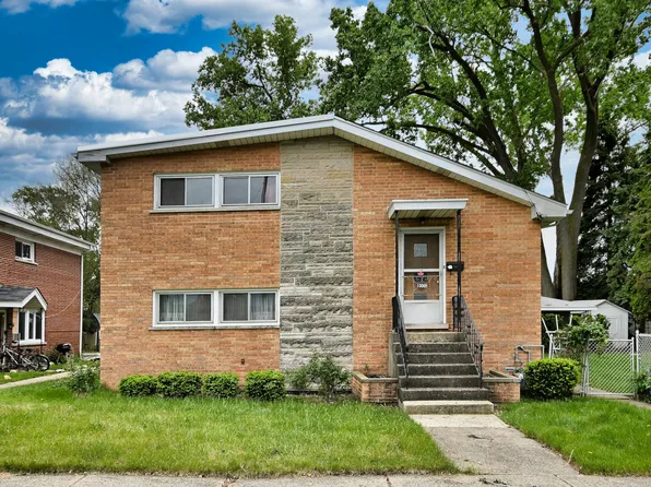 10009 W Fullerton Ave, Melrose Park, IL 60164