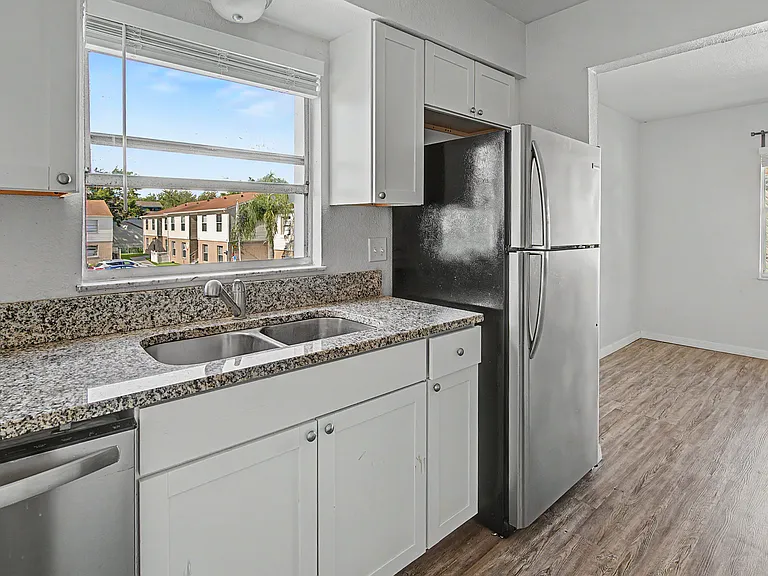 7210 N Manhattan Ave #621 — Photo 51