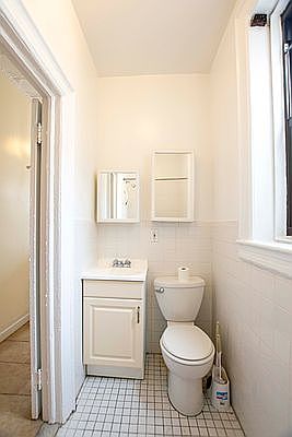 4th image of 246 Prospect Park W APT 4R