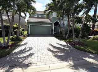 3865 NW Deer Oak Dr, Jensen Beach, FL 34957