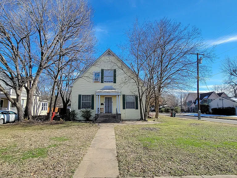 121 W Moore St #101 — Photo 45