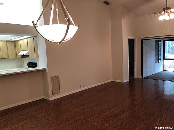 5th image of 4031 NW 23rd Cir