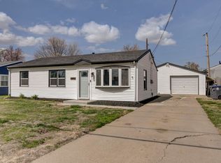 2902 Twin City Dr, Council Bluffs, IA 51501