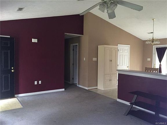 3rd image of 8404 Burnside Dr