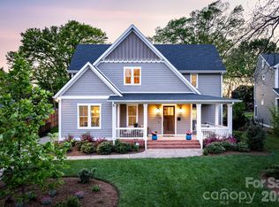 328 Melbourne Ct, Charlotte, NC 28209