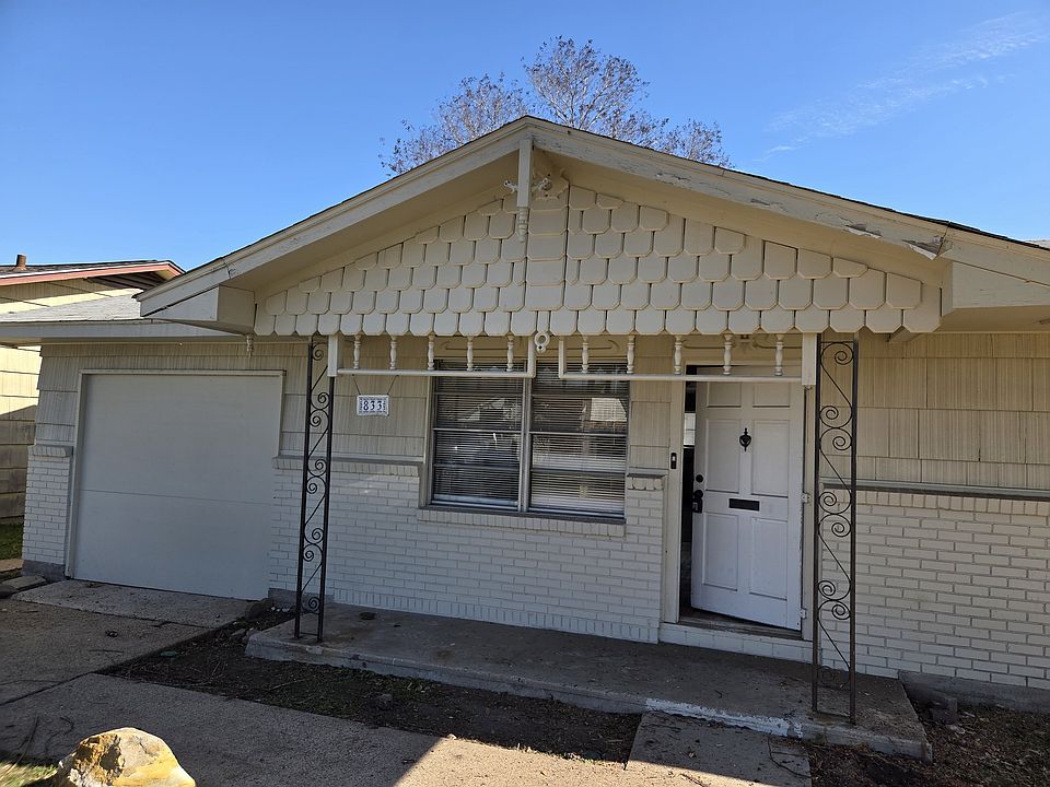 1st image of 833 Dutch St