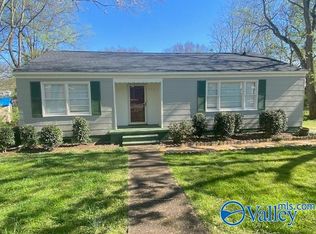 508 Forrest Cir NE, Huntsville, AL 35811
