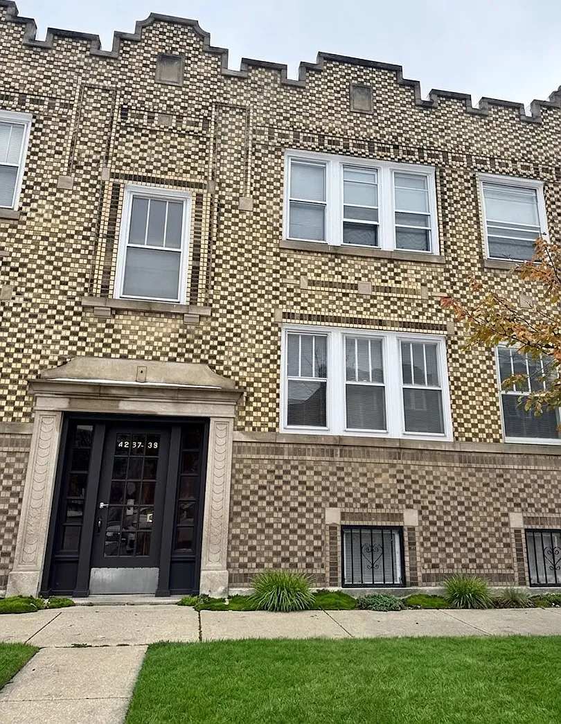 1 bed, 1.0 bath, 850 sqft, $1,200 — Photo 2