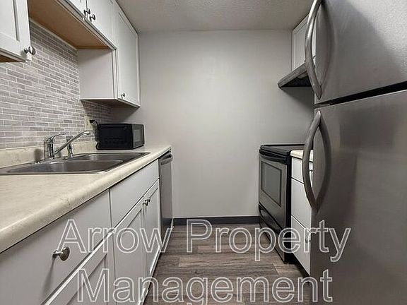 2nd image of 341 S 27th St #12