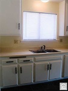 2nd image of 4003 W Wisteria Pl
