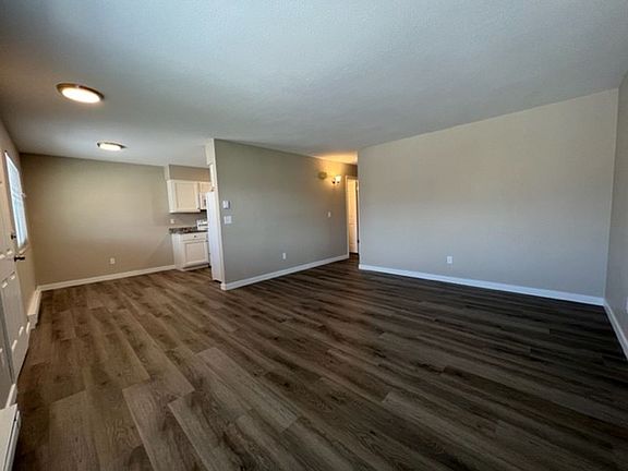 5th image of 2330 Greeley Dr #A