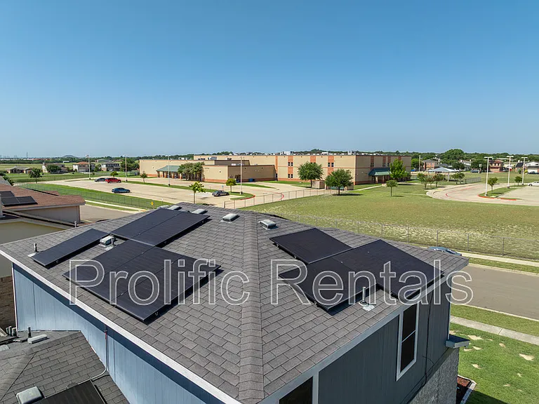 5304 Oster Dr — Photo 37