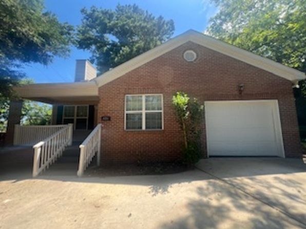 426 Dora St