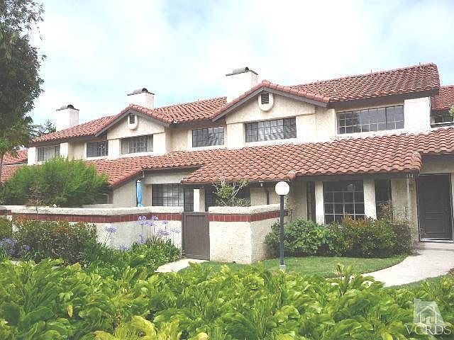 1st image of 430 Las Palomas Dr