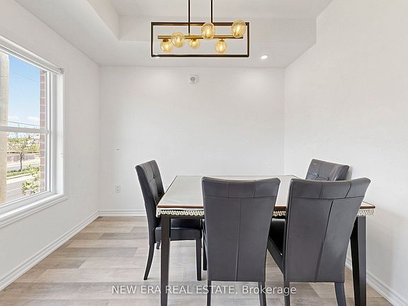 5th image of 3865 Major Mackenzie Dr W #216