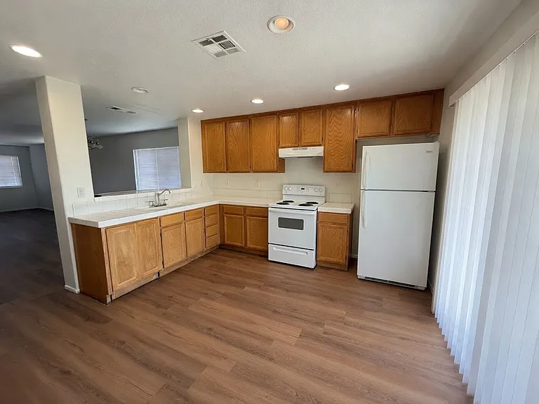 13809 Brynwood St — Photo 4