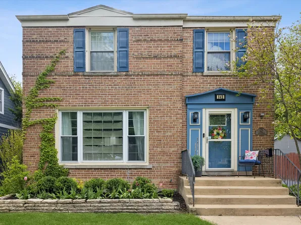 842 Forest Rd, La Grange Park, IL 60526