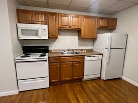 22 High St, Medford, MA