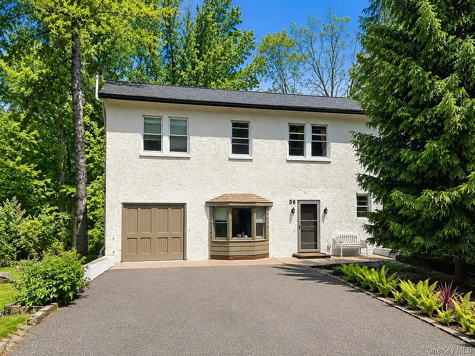 56 Clubhouse Rd