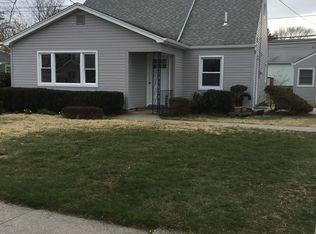 24 James Ln, Levittown, NY 11756