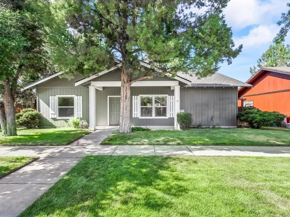 61185 Larkspur Loop, Bend, OR 97702