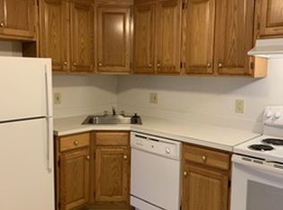 67 Grove St, Arlington, MA 02474