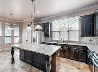 1000 Edgefield Ln, Forney, TX 75126