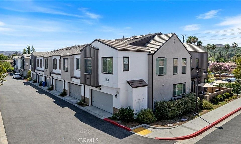 1st image of 1821 Poppy Dr