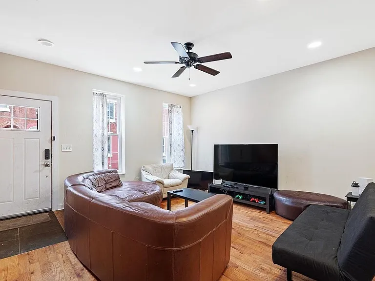 1718 N Gratz St — Photo 3
