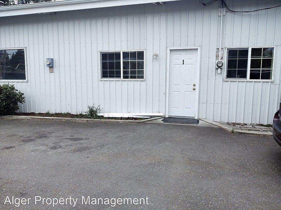 2nd image of 1920 NE Fir St #1