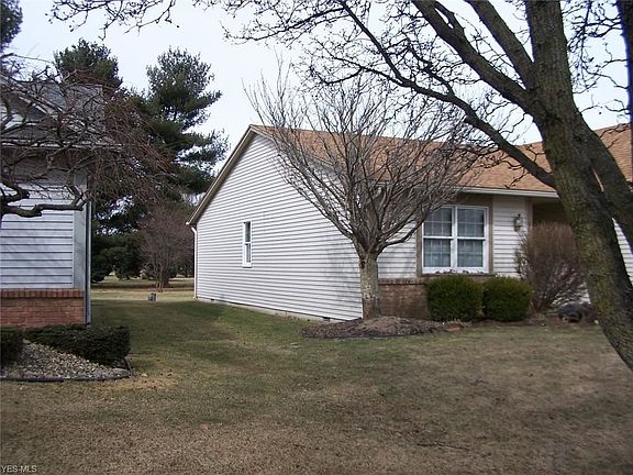 2nd image of 150 Briarwood Cir