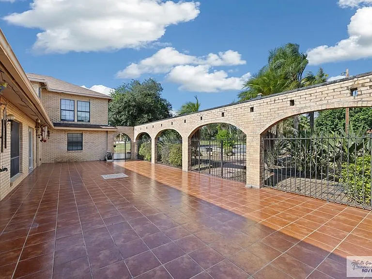 27110 Bass Blvd — Photo 4