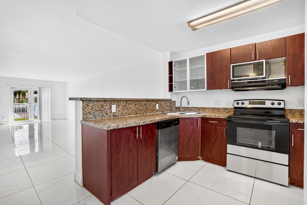 840 PINE Drive #104, photo 9