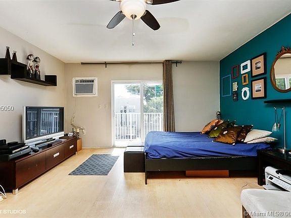 4th image of 1420 Pennsylvania Ave APT 308